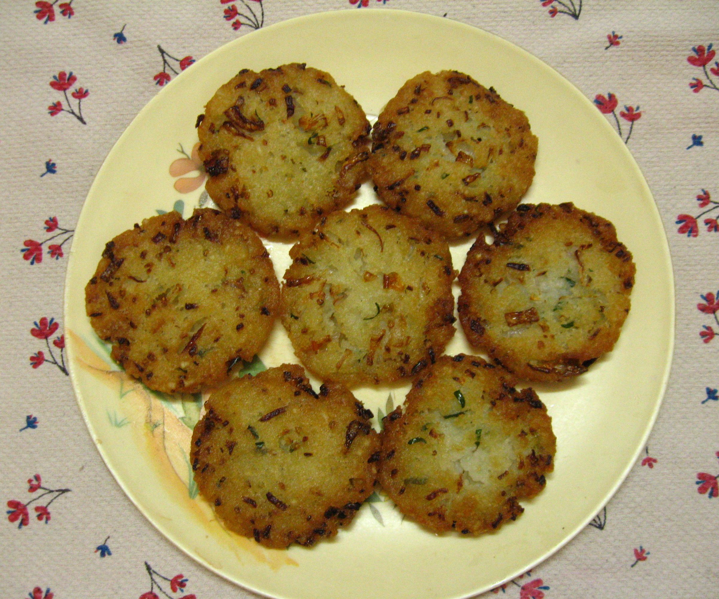 Deep Fried Rice Flake Fritters As Evening Snack