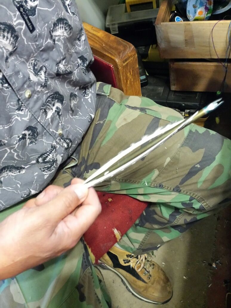 Fletcherized Arrow Fletching: Southeastern Two Fletch Method : 11 Steps (with ...