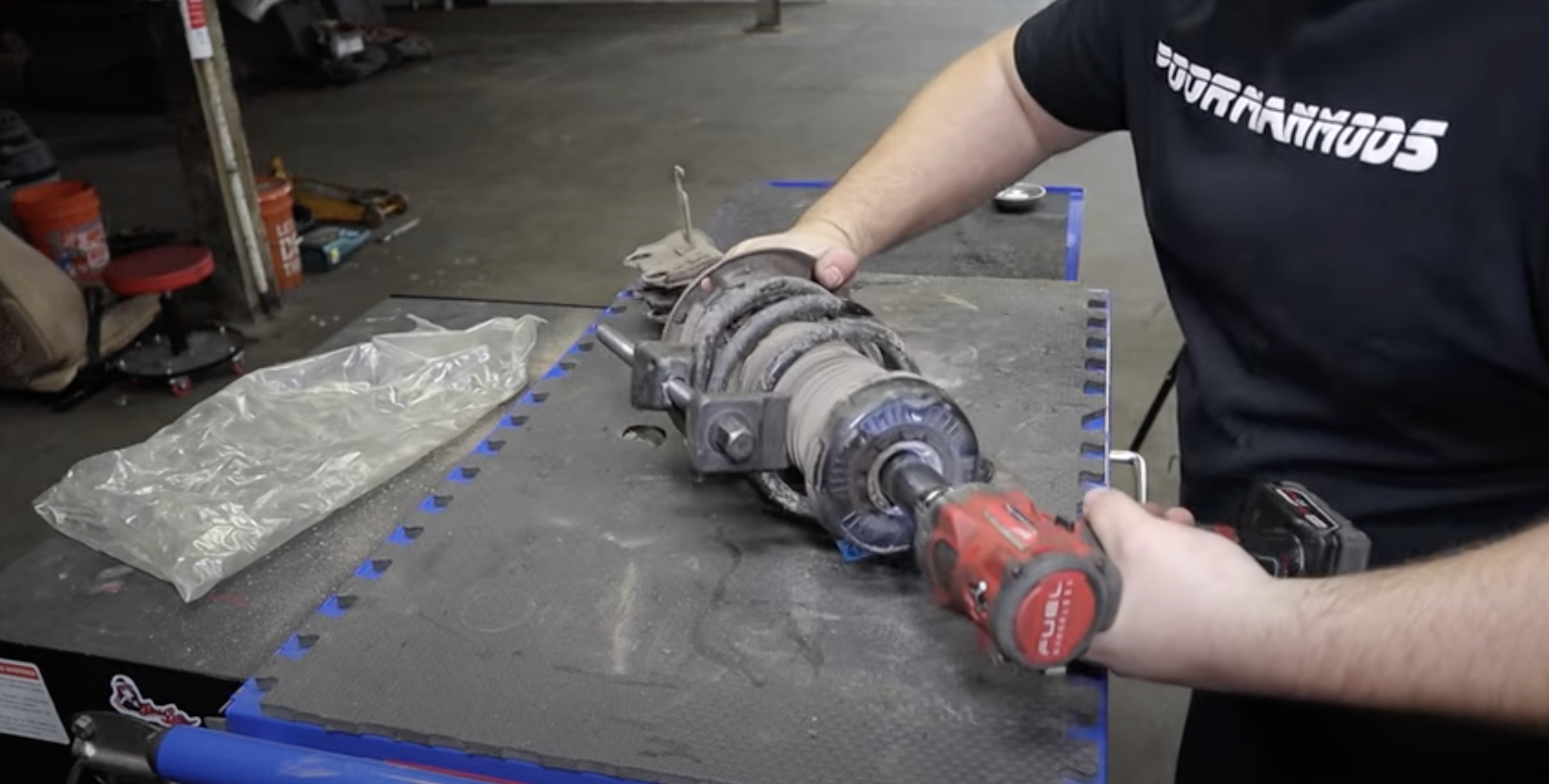 How to Install Lowering Springs Chevy Cruze 5 Steps Instructables