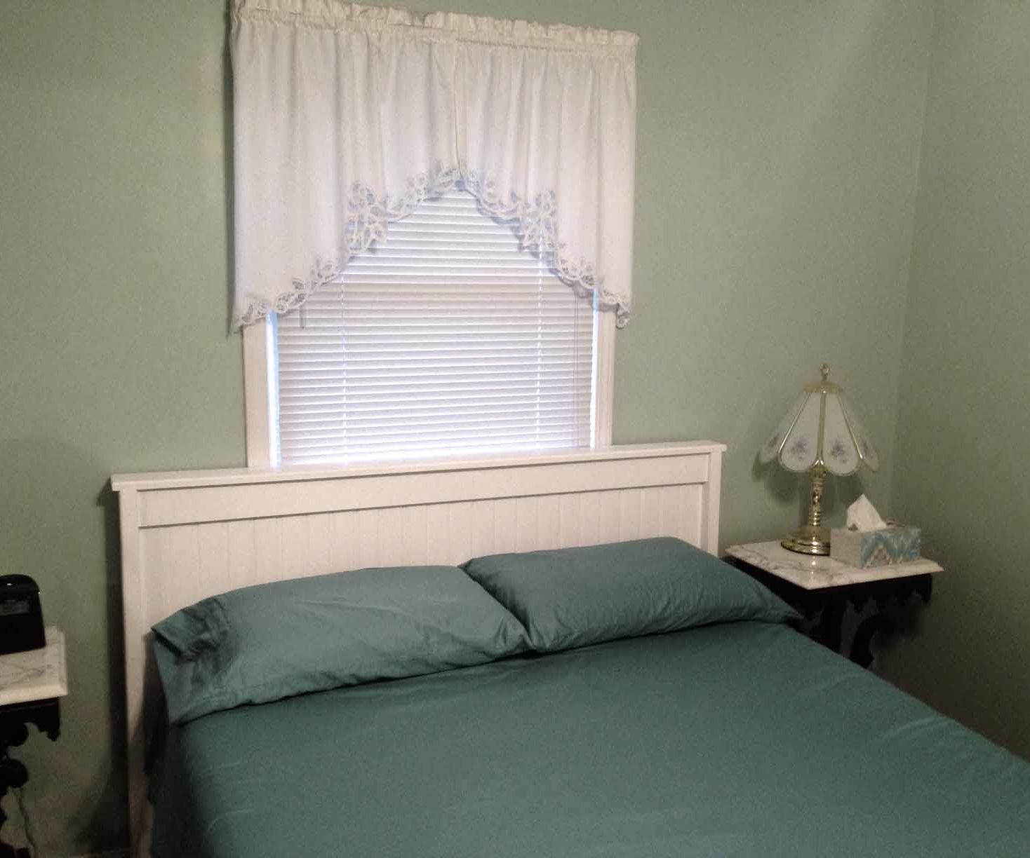 Bedroom Headboard (Queen Size)