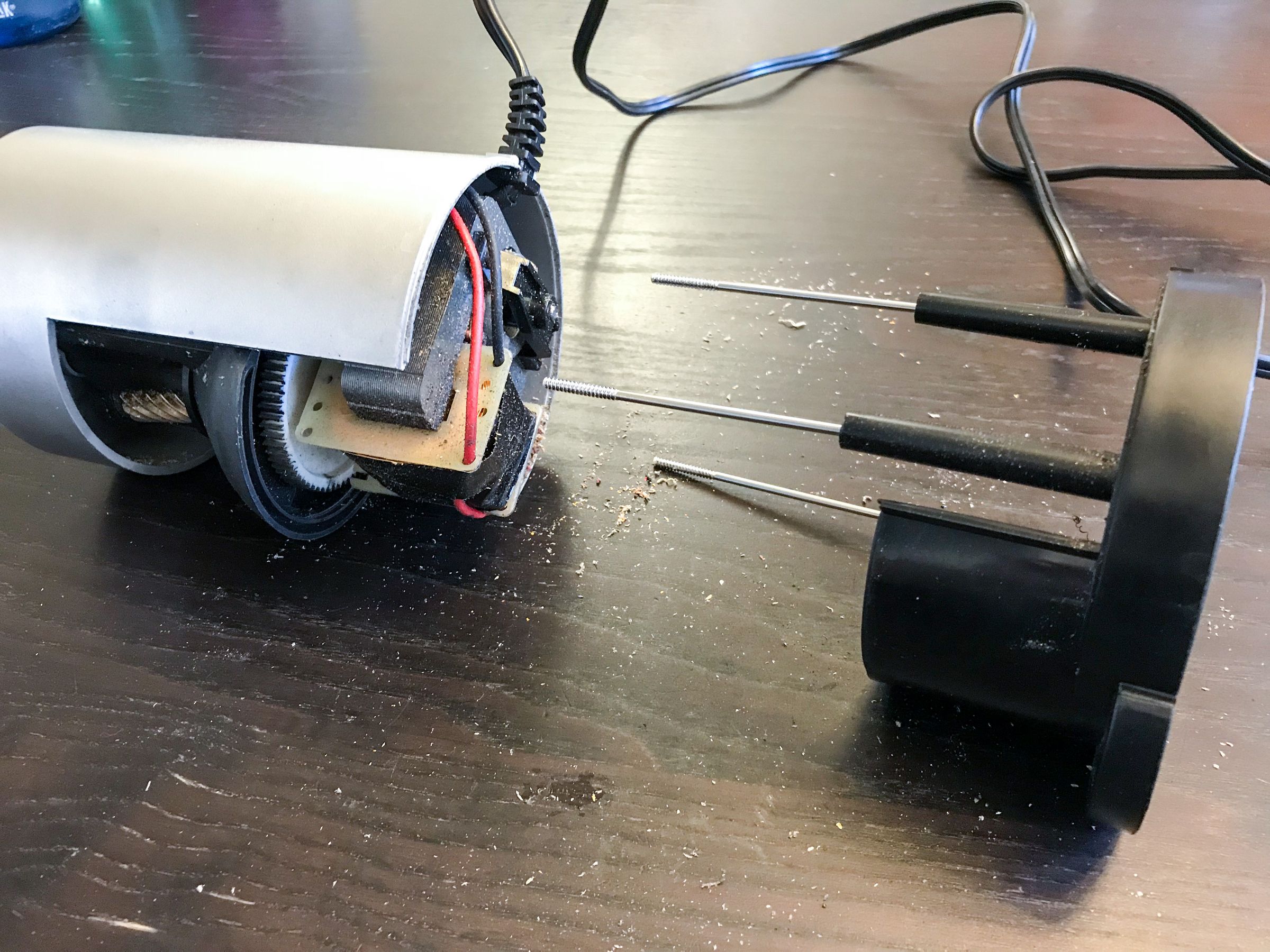 How to Fix a Jammed Electric Pencil Sharpener 5 Steps Instructables