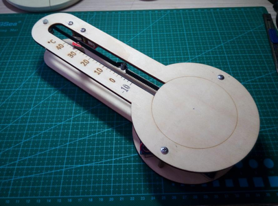 A Thermometer With a Mechanical Transmission System That Will Exceed Your Expectations