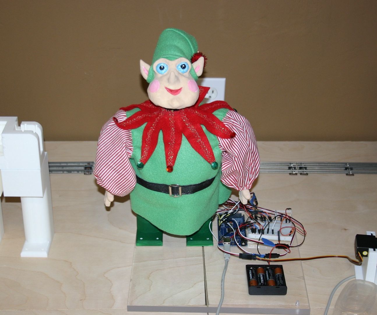 Elmer Elf--Santa's Shop 2016