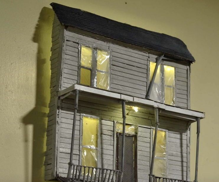 Haunted House Wall Diarama (Not for Faint-Hearted)
