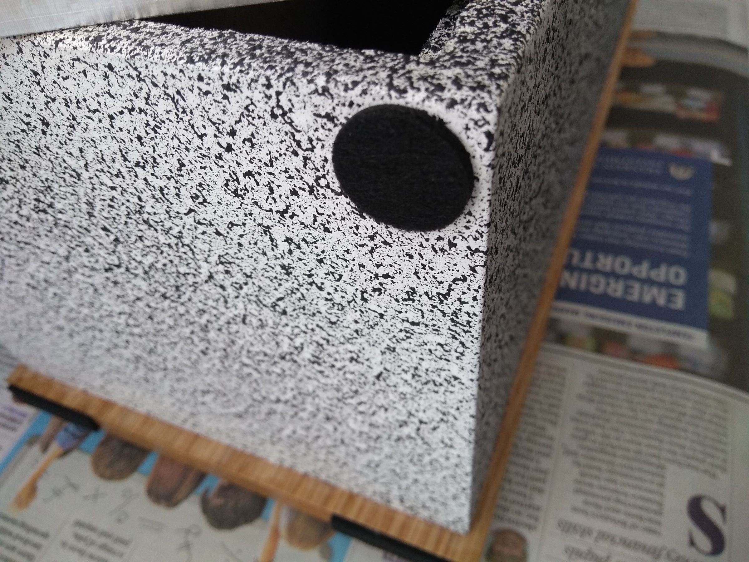 HiFi Speakers With Stone Effect 13 Steps (with