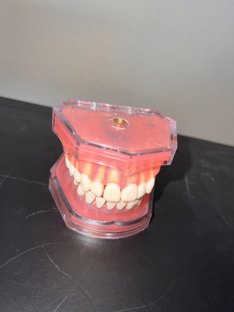 How to Floss Properly : 8 Steps - Instructables