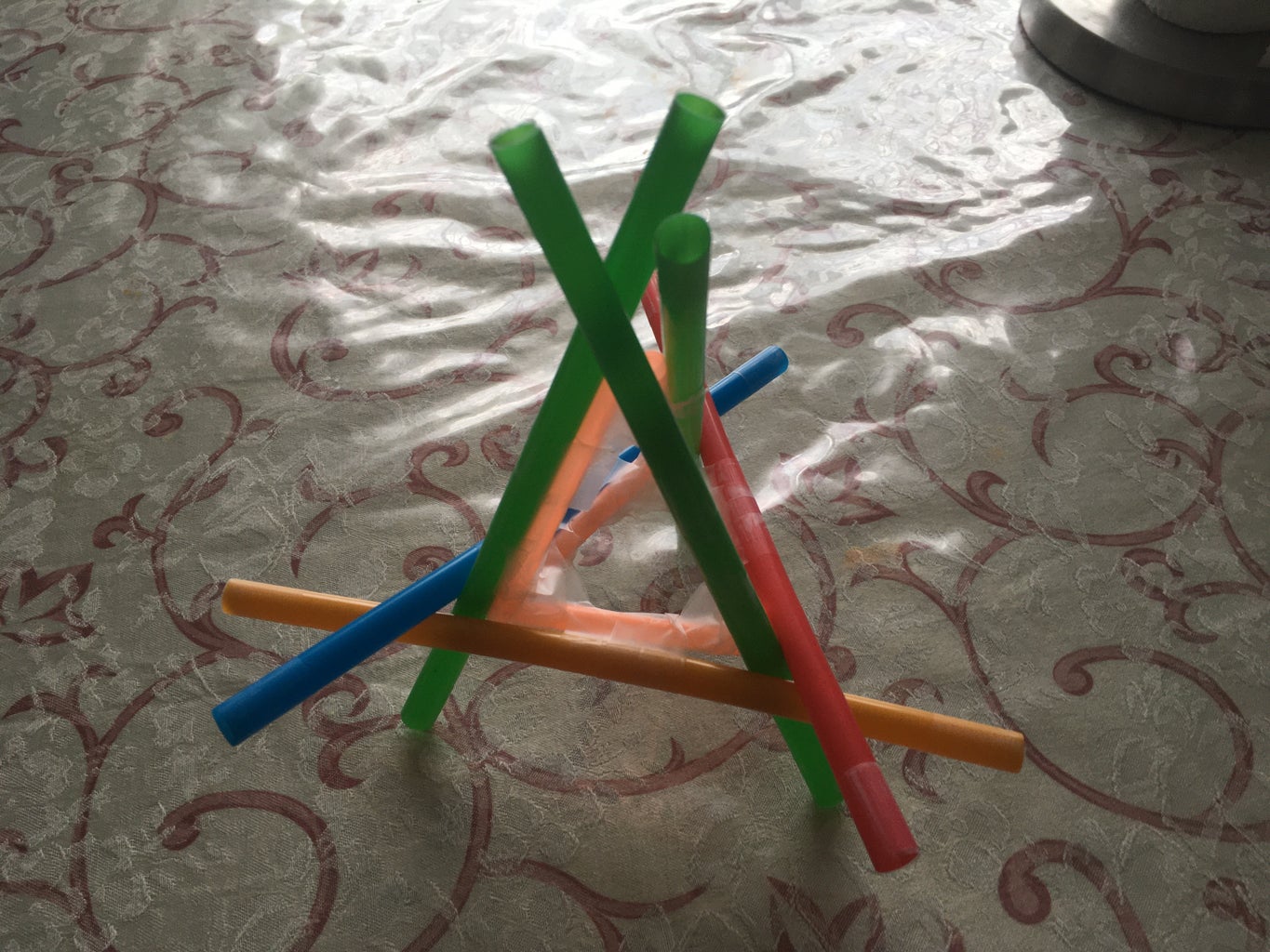 Easy and Lightweight Egg Drop Protection Device : 5 Steps