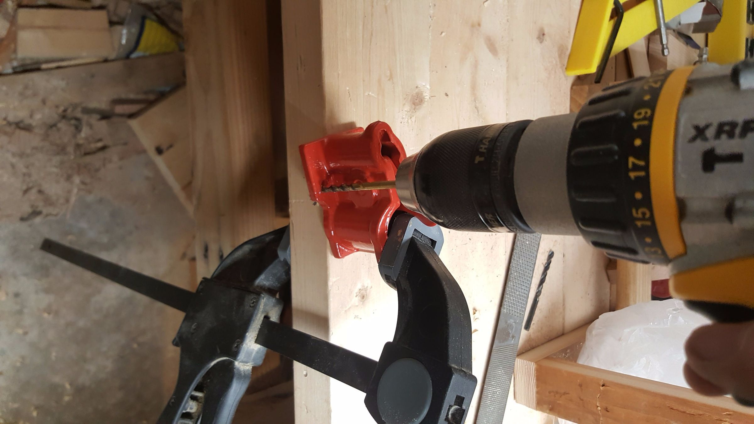 Pipe Clamp Bench Vise 6 Steps (with Pictures) Instructables