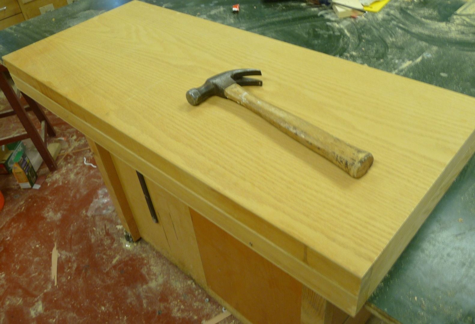 Child's Workbench Bench Top 1 Solid Core Door 5 Steps (with Pictures) Instructables