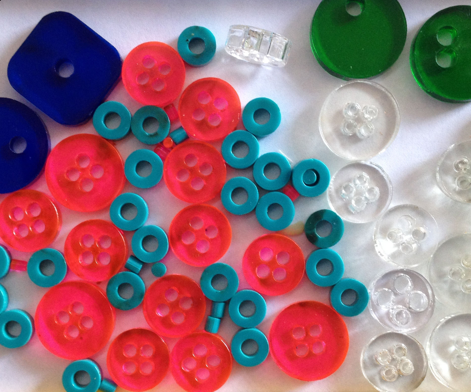 Lasercut Buttons & Beads