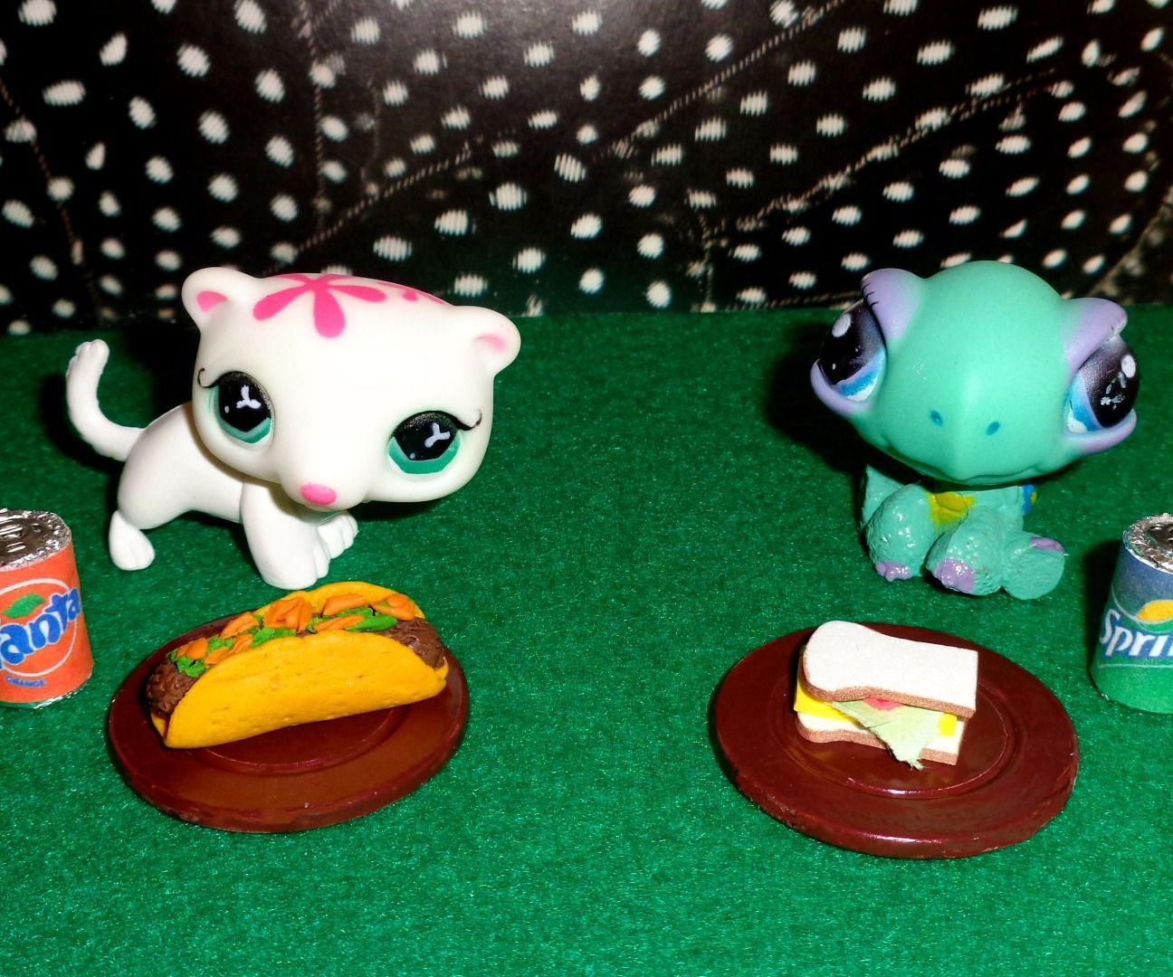 How to Make Doll Plates