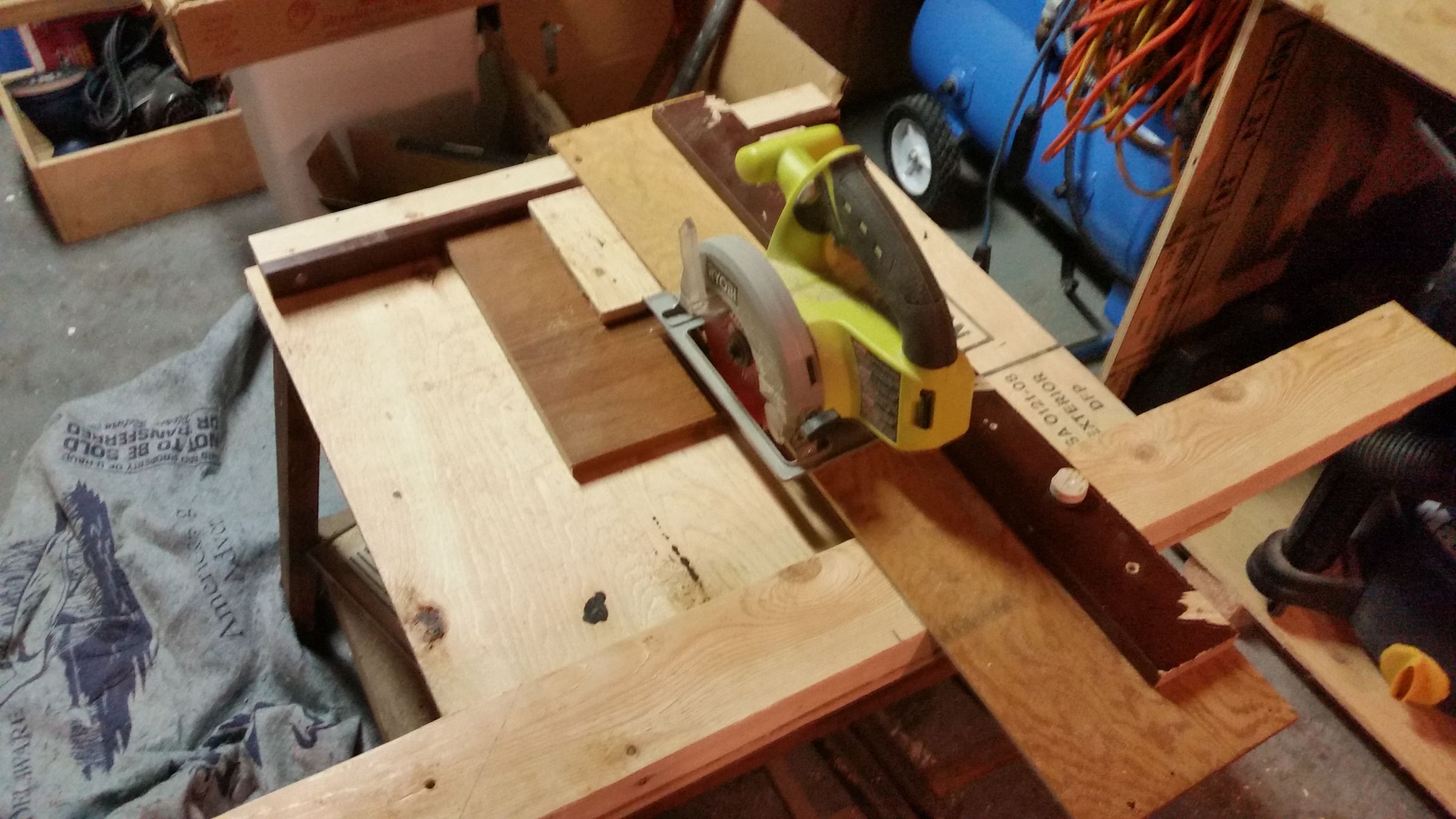 Adjustable Miter Guide for Circular Saw 3 Steps (with Pictures