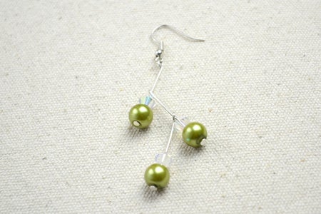 Step3. Attach on the Earring Hook;