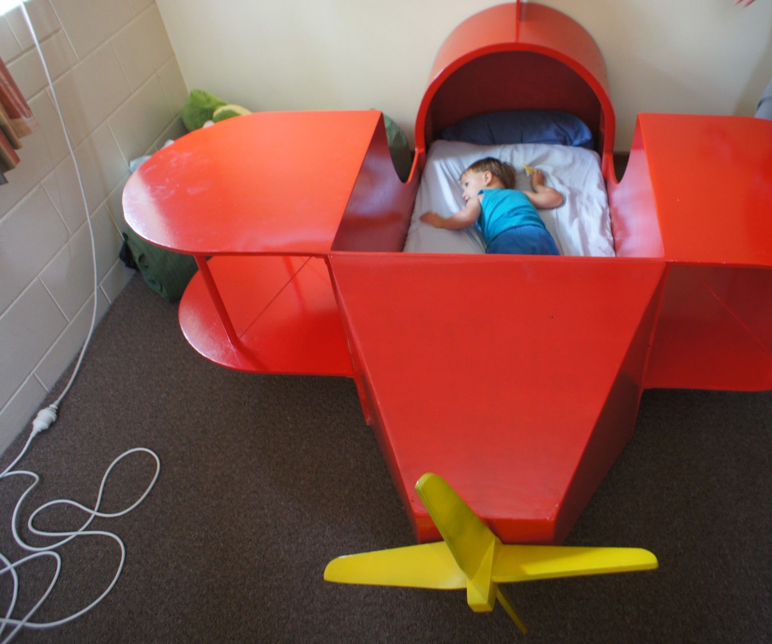 Fly Away to Sleep. Childs Bed.