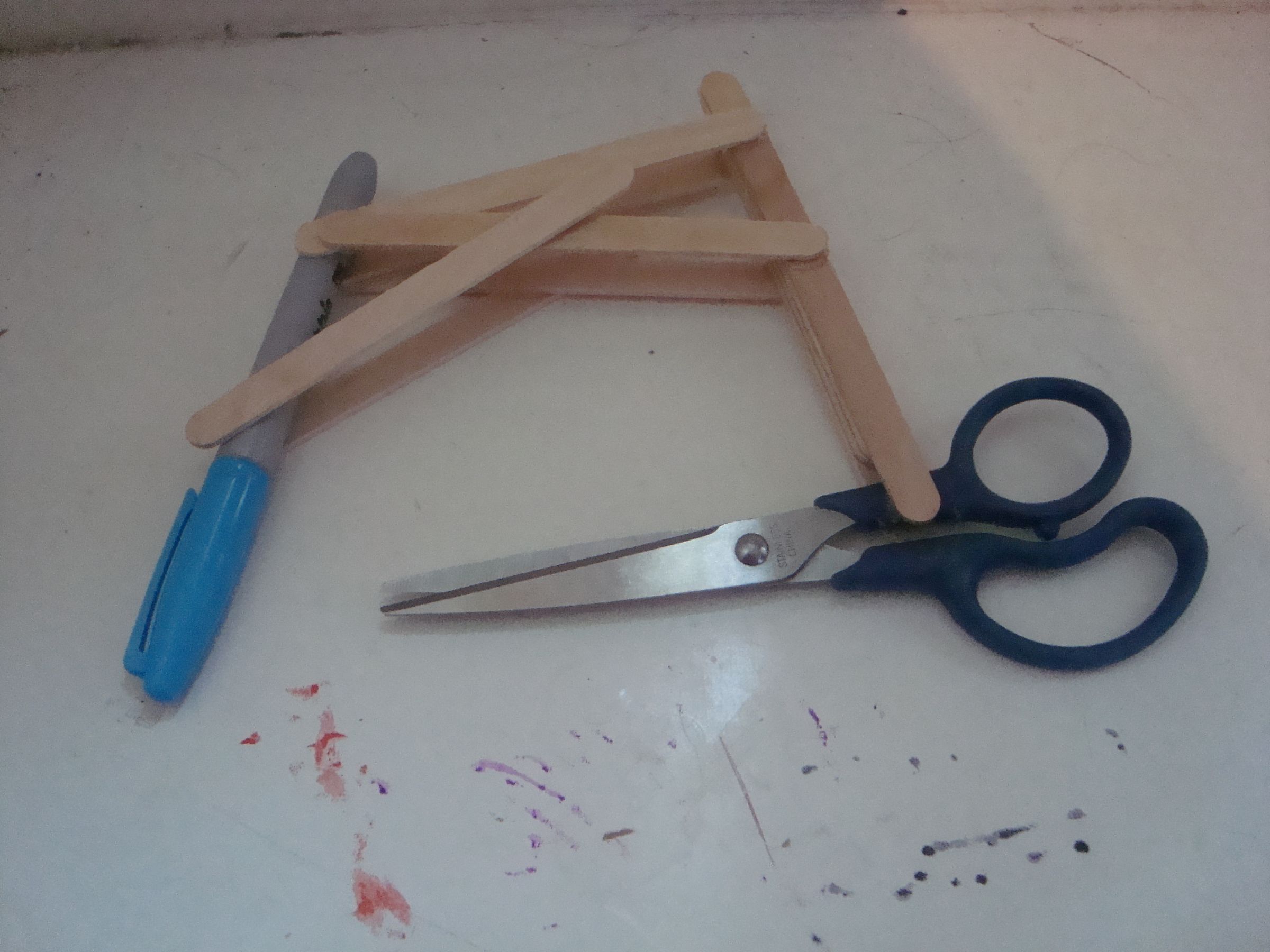 Scissor Pen... (chindogu Challenge)