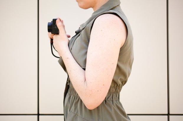 Holding the Camera : 5 Steps - Instructables