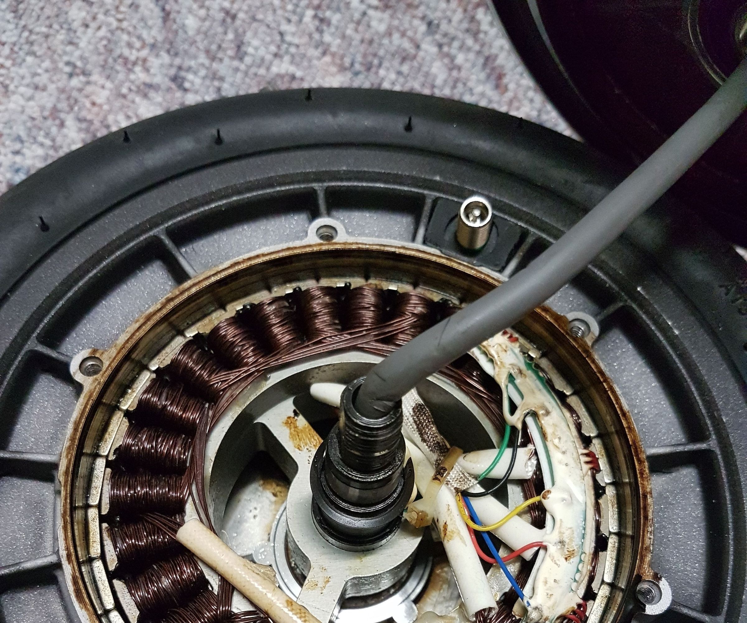 Using a Multimeter to Verify the Hall Sensors in Your Electrical Motor (M365 Scooter)