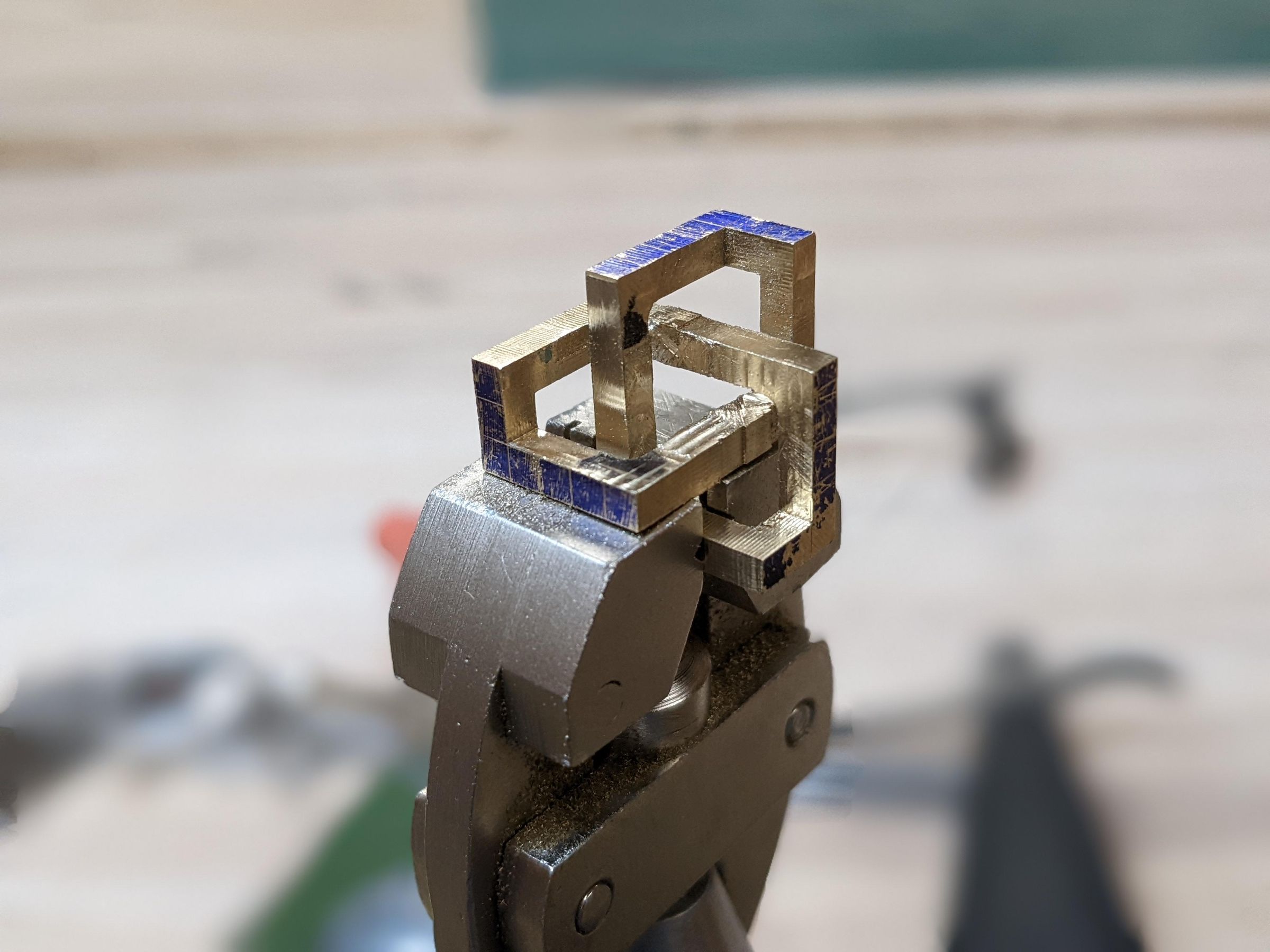 Micro Brass Trefoil Knot Using Knee Mill : 8 Steps (with Pictures ...