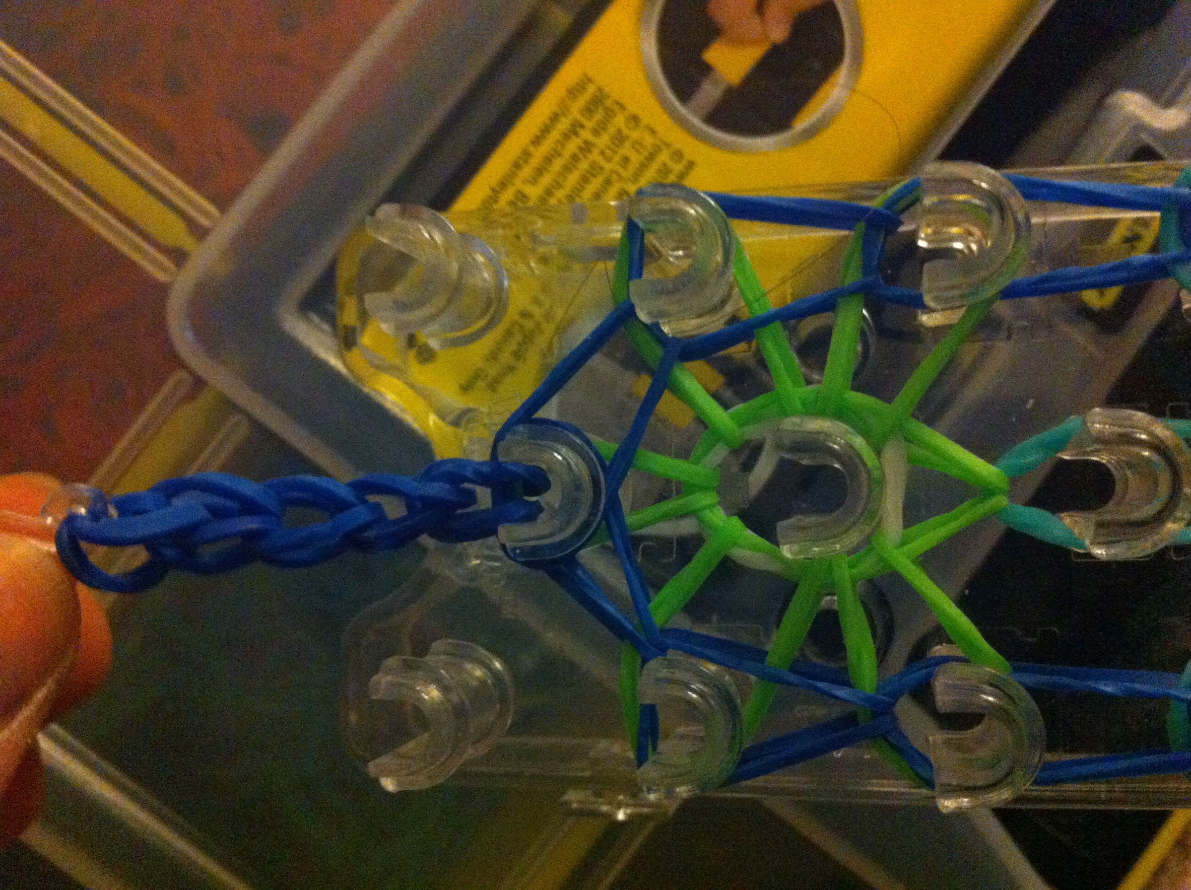 Starburst Rubber Band Rainbow Loom Bracelet : 6 Steps Instructables