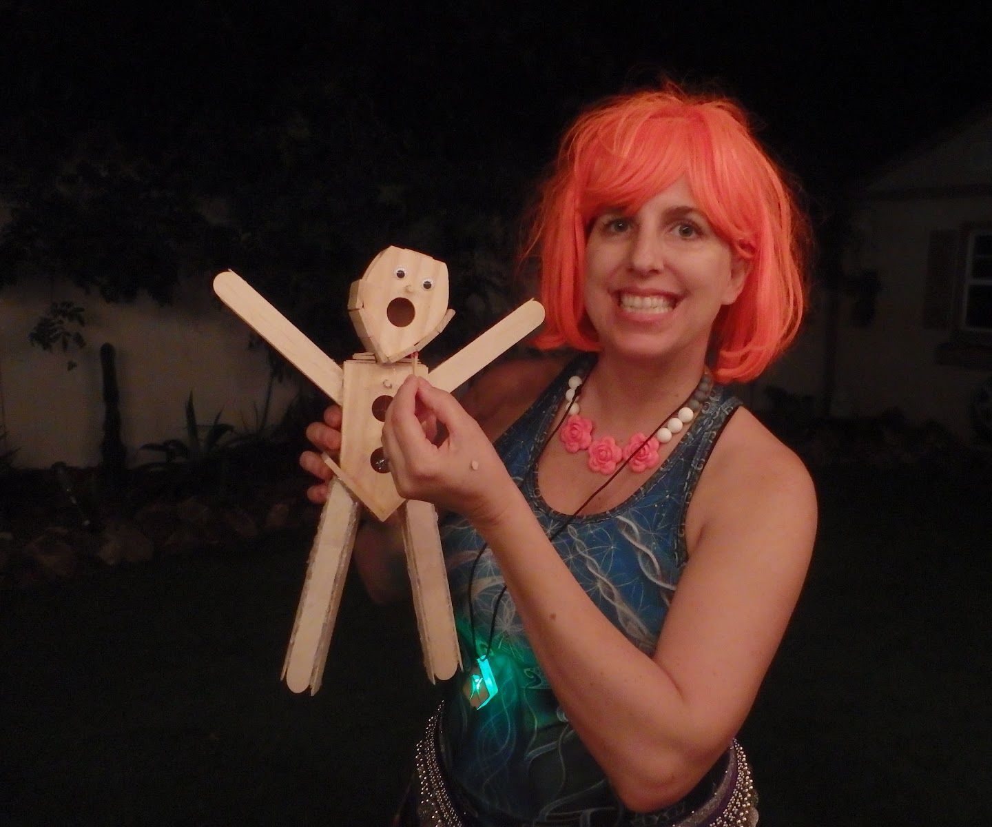  How to Build a Burning Man Effigy for Less Than $10 Bucks in Under an Hour.
