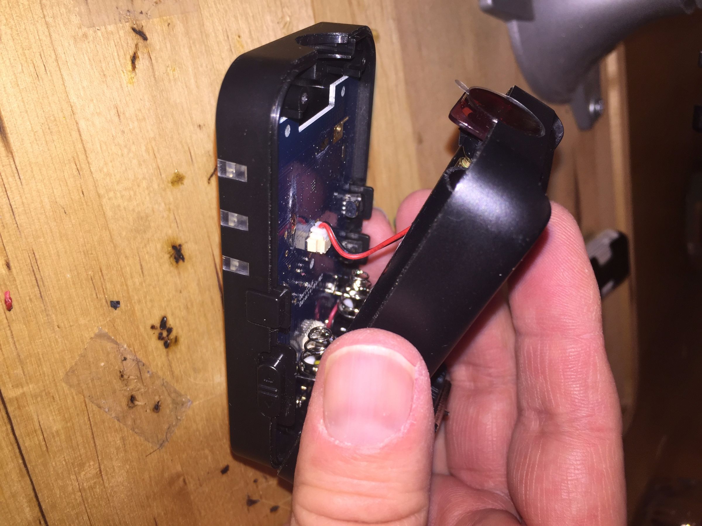 Yongnuo 622C Battery Mod 4 Steps Instructables