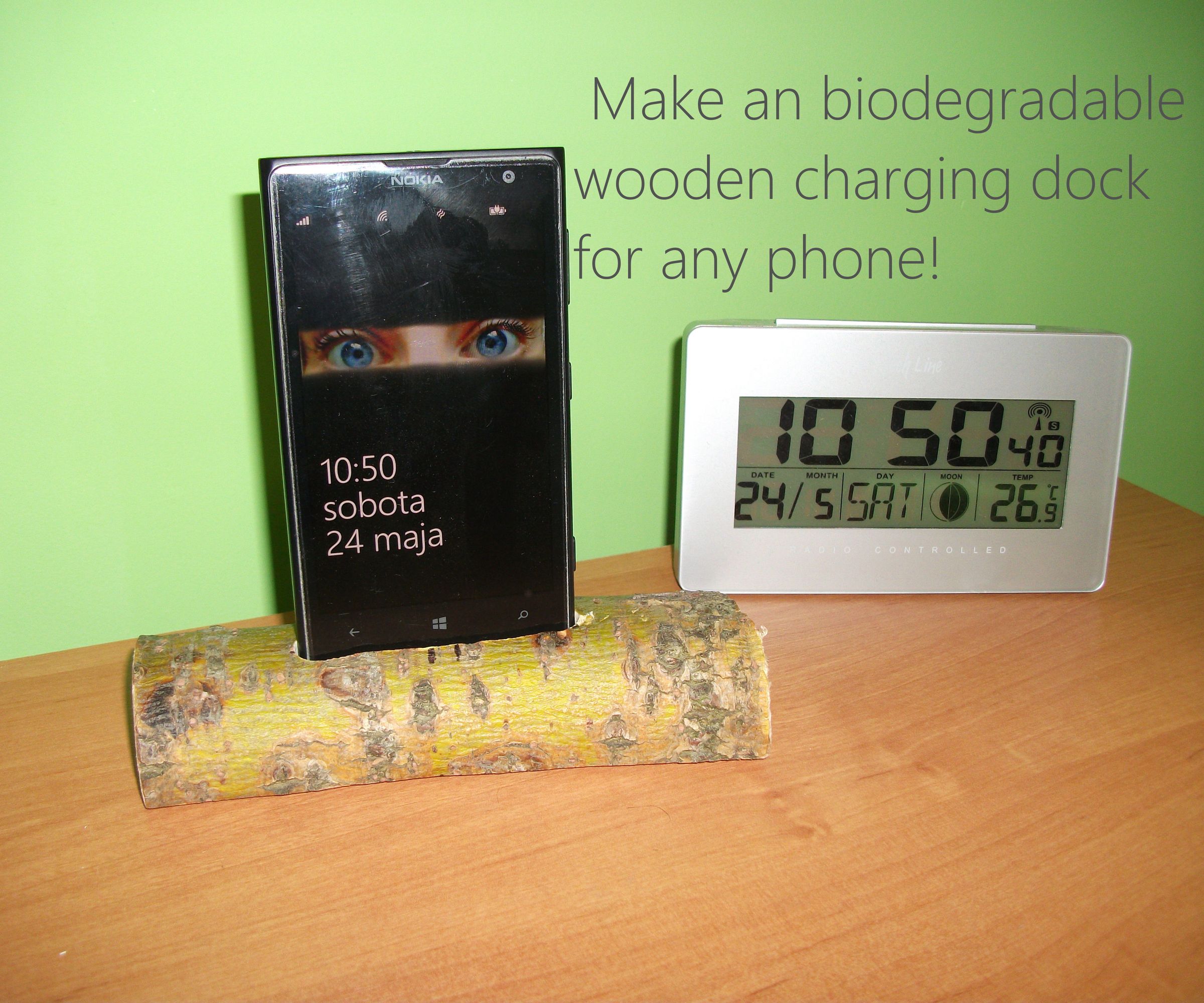 Make an Biodegradable Wooden Charging Dock for Any Phone!