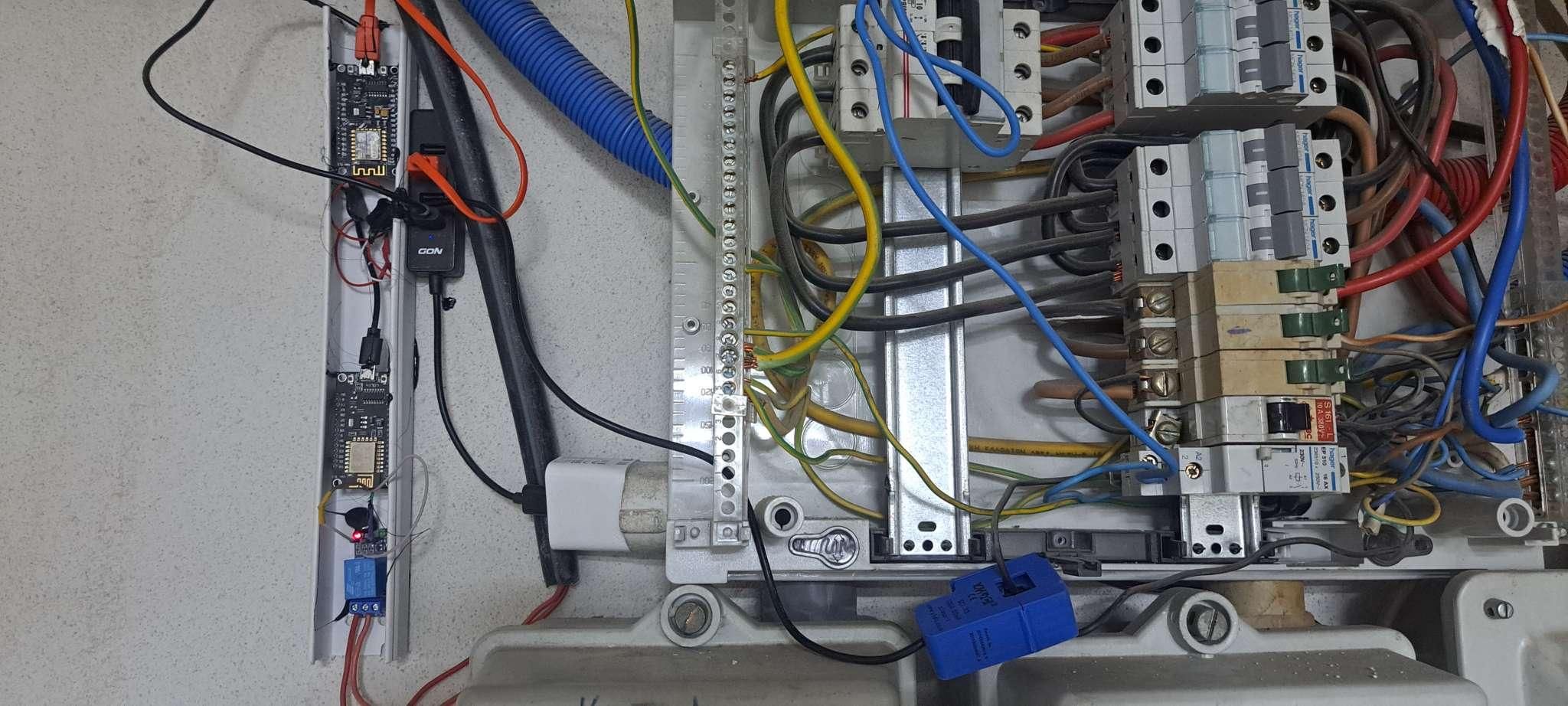Lights Relay Rail