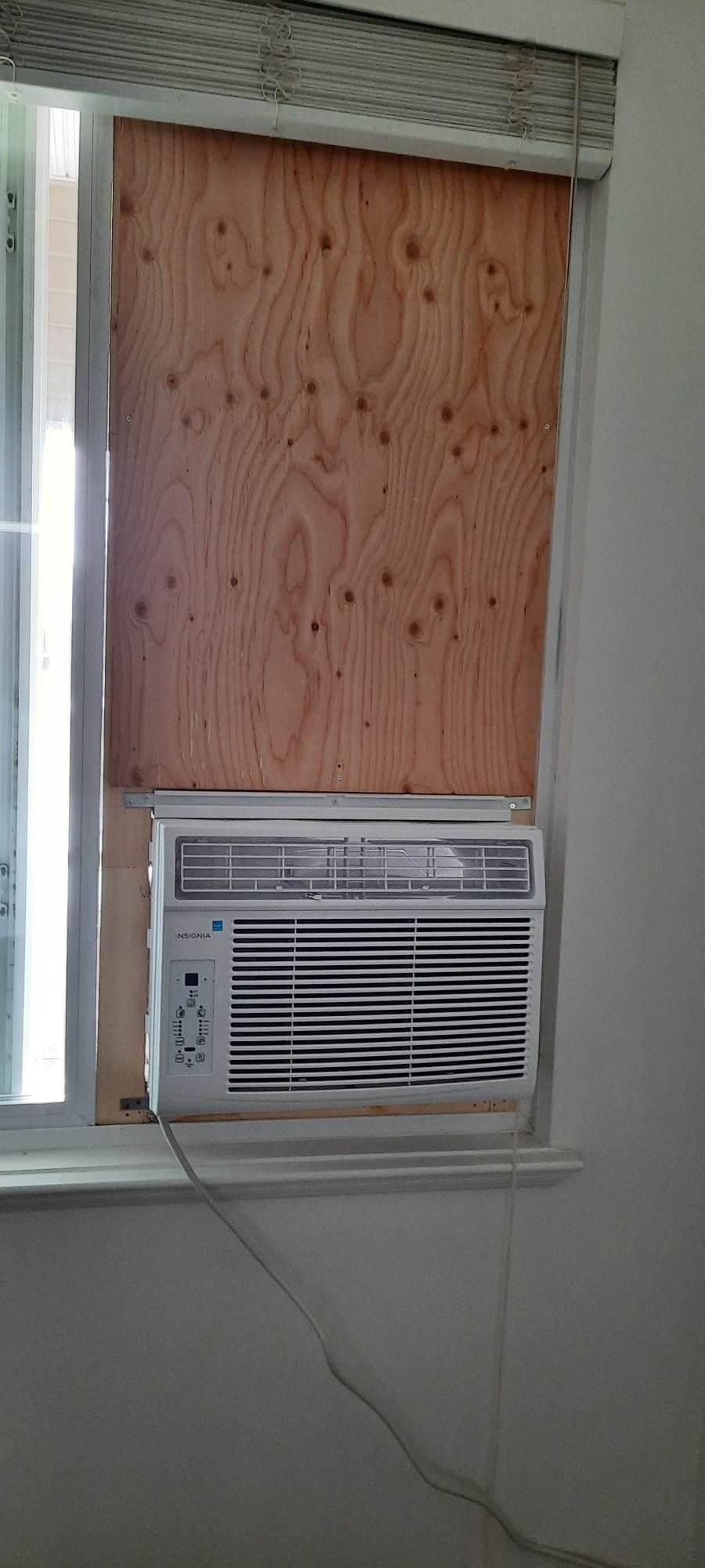 Mounting A Standard Air Conditioner In A Sliding Window (From The Inside,  Without A Bracket) : 6 Steps (With Pictures) - Instructables
