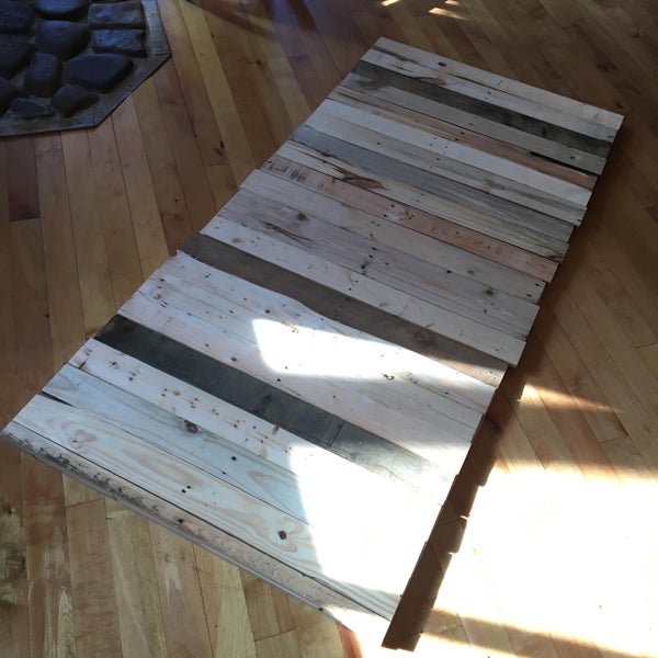 Lay Out Your Pallet Wood