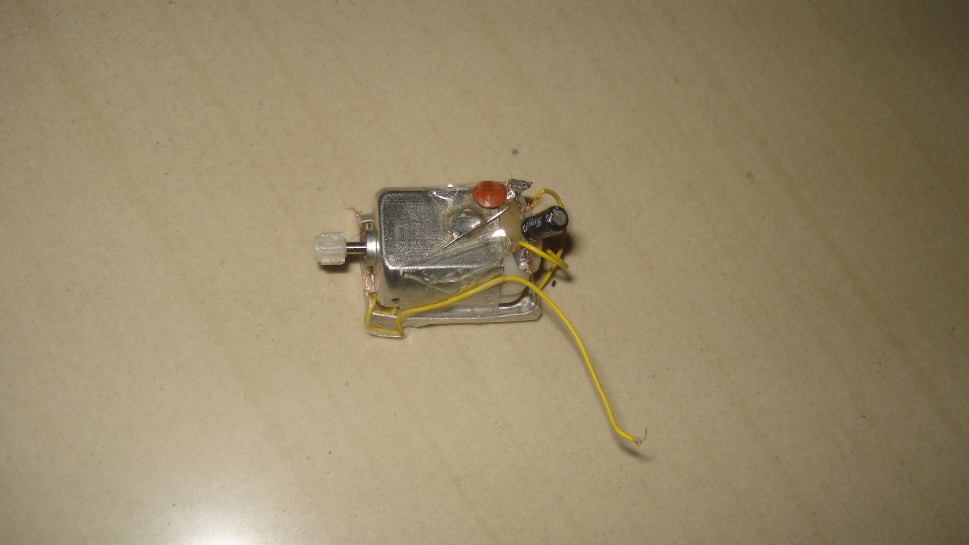 How to Make a New Type of Dancing Vibrobot Which Can Even Fight.