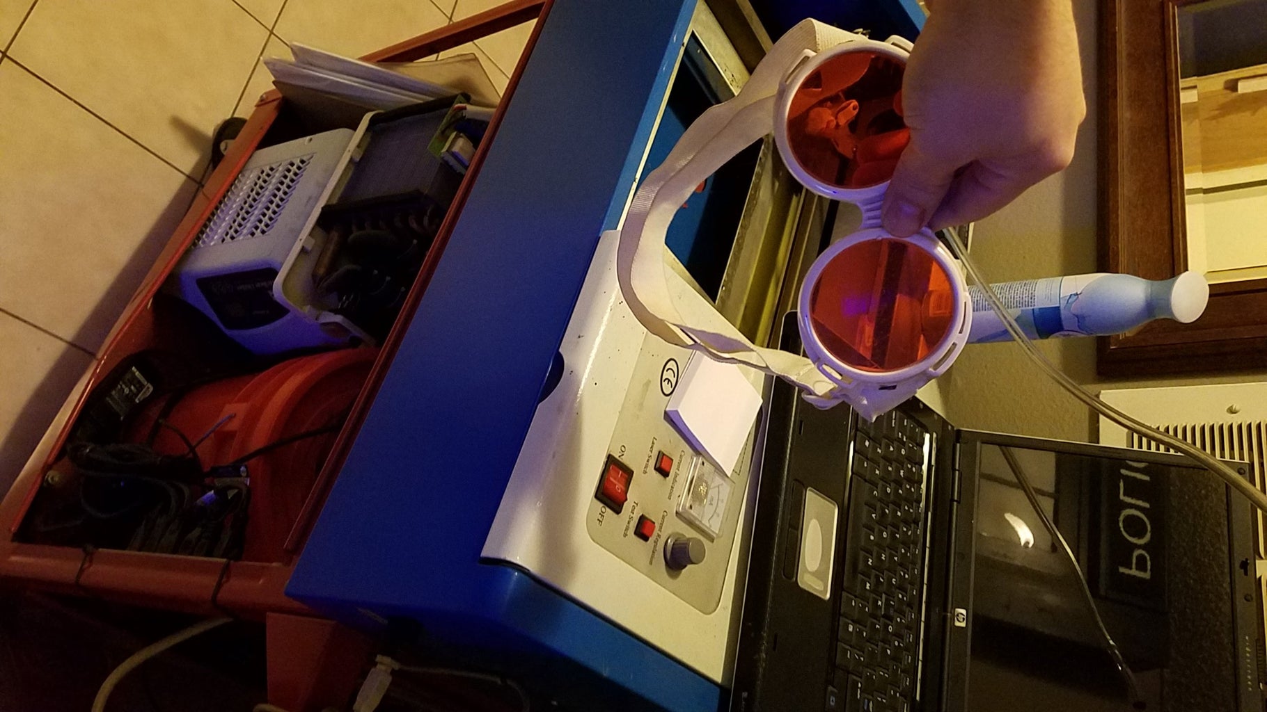 Beetlejuice Guide Hat 3 Steps Instructables