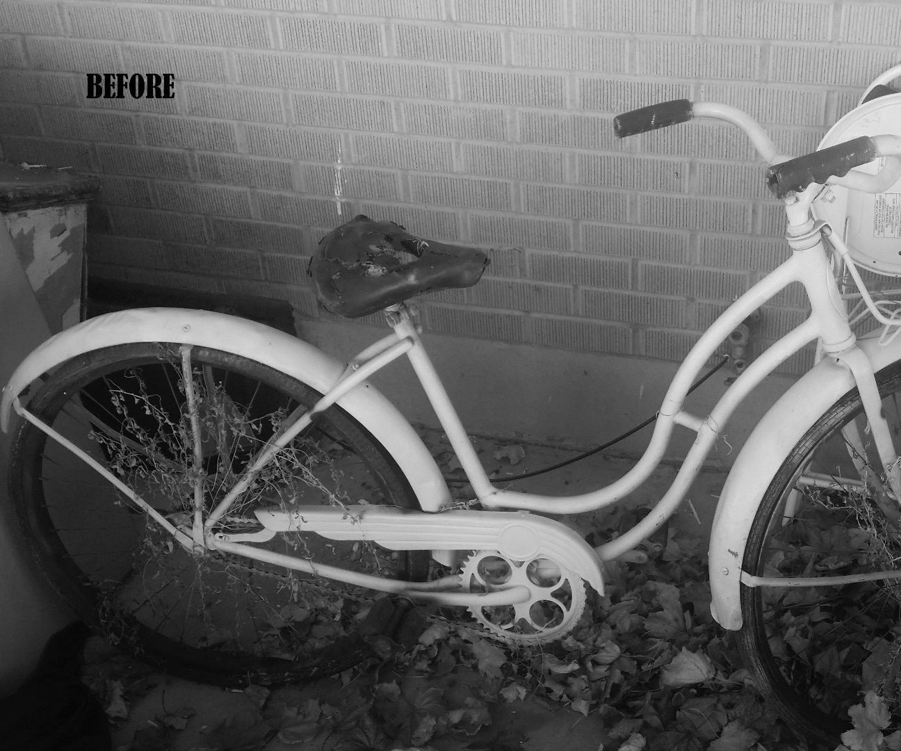 DIY Repurposed Vintage Schwinn Bicycle Flower Display