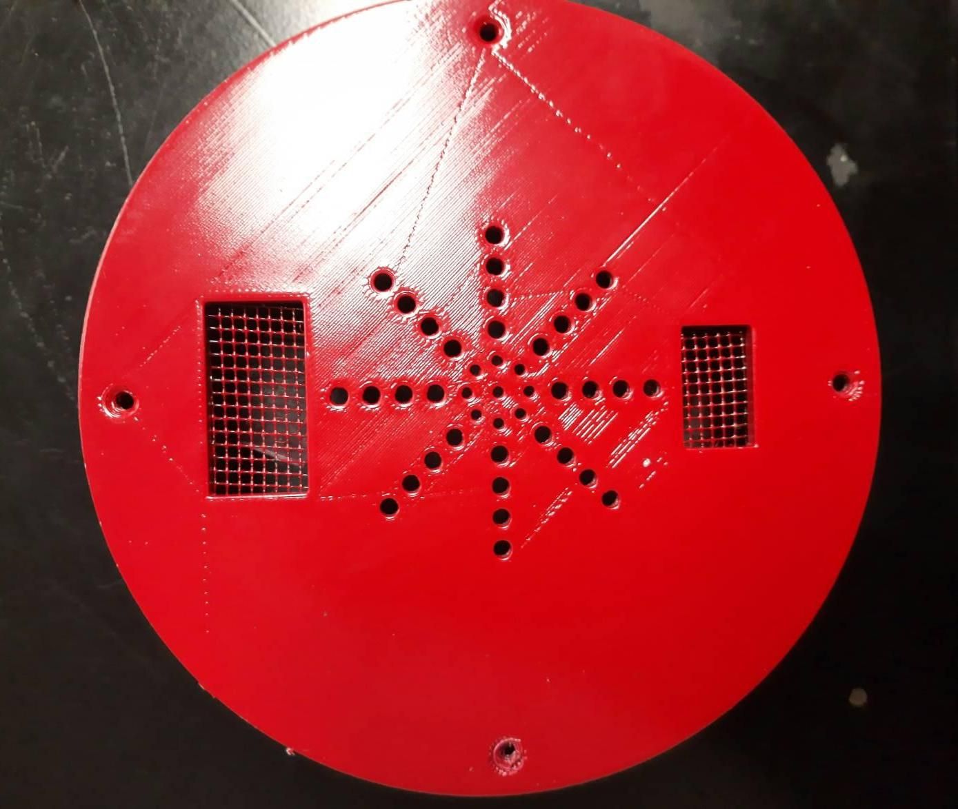 Alat Pemantau Suhu, Kelembaban, Kebocoran Gas, Dan Potensi Kebakaran Untuk Ruang Dapur Berbasis IoT