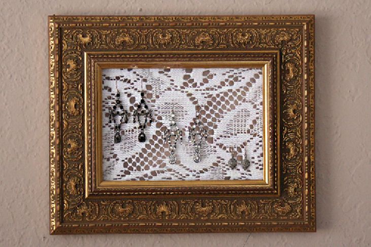 Diy Earring Holder-a Framed Lace Pattern Project