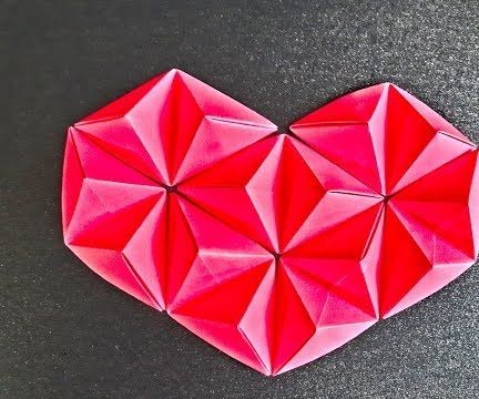 3D Origami.  Сердце Из Модульного origami.