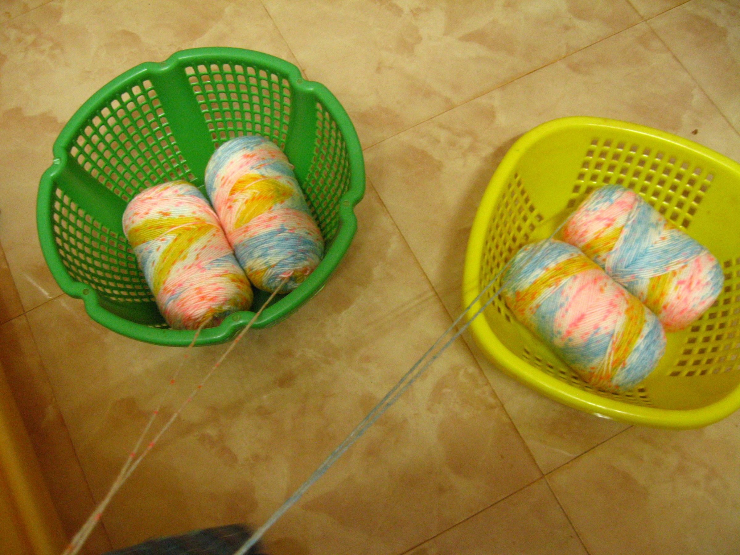 Weaving a Table Mat With Homemade Square Loom 10 Steps (with