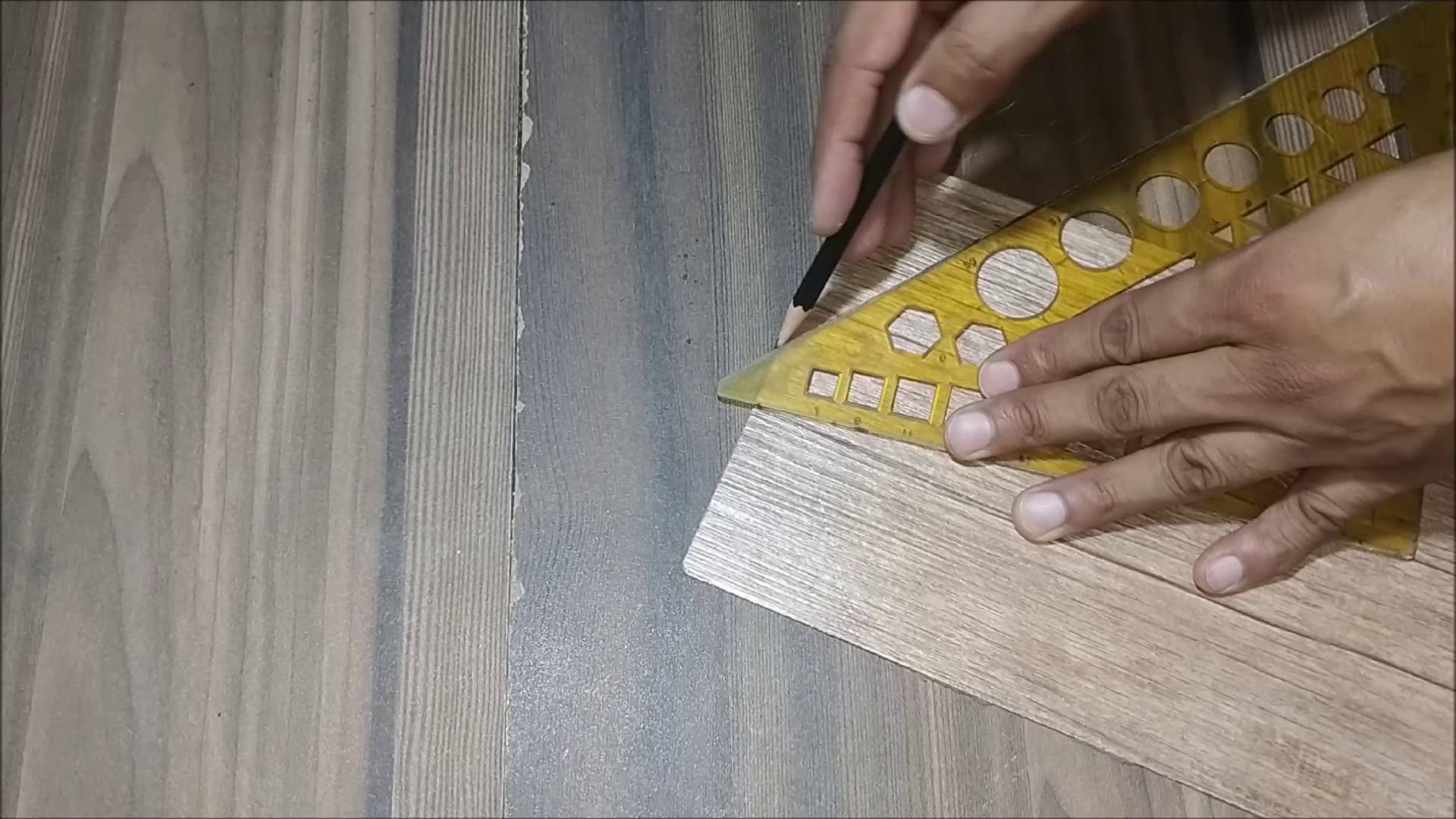 How to Make Backlit Pallet Clock Wall Art 3 Steps Instructables