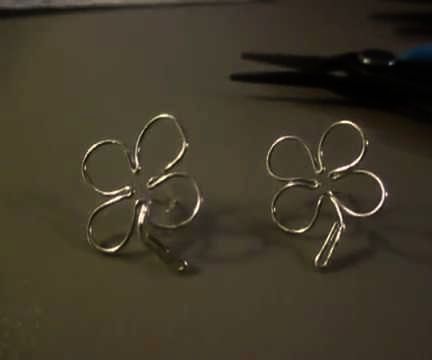 Beginner How to Make Cute Shamrock/Four Leaf Clover Stud Earrings