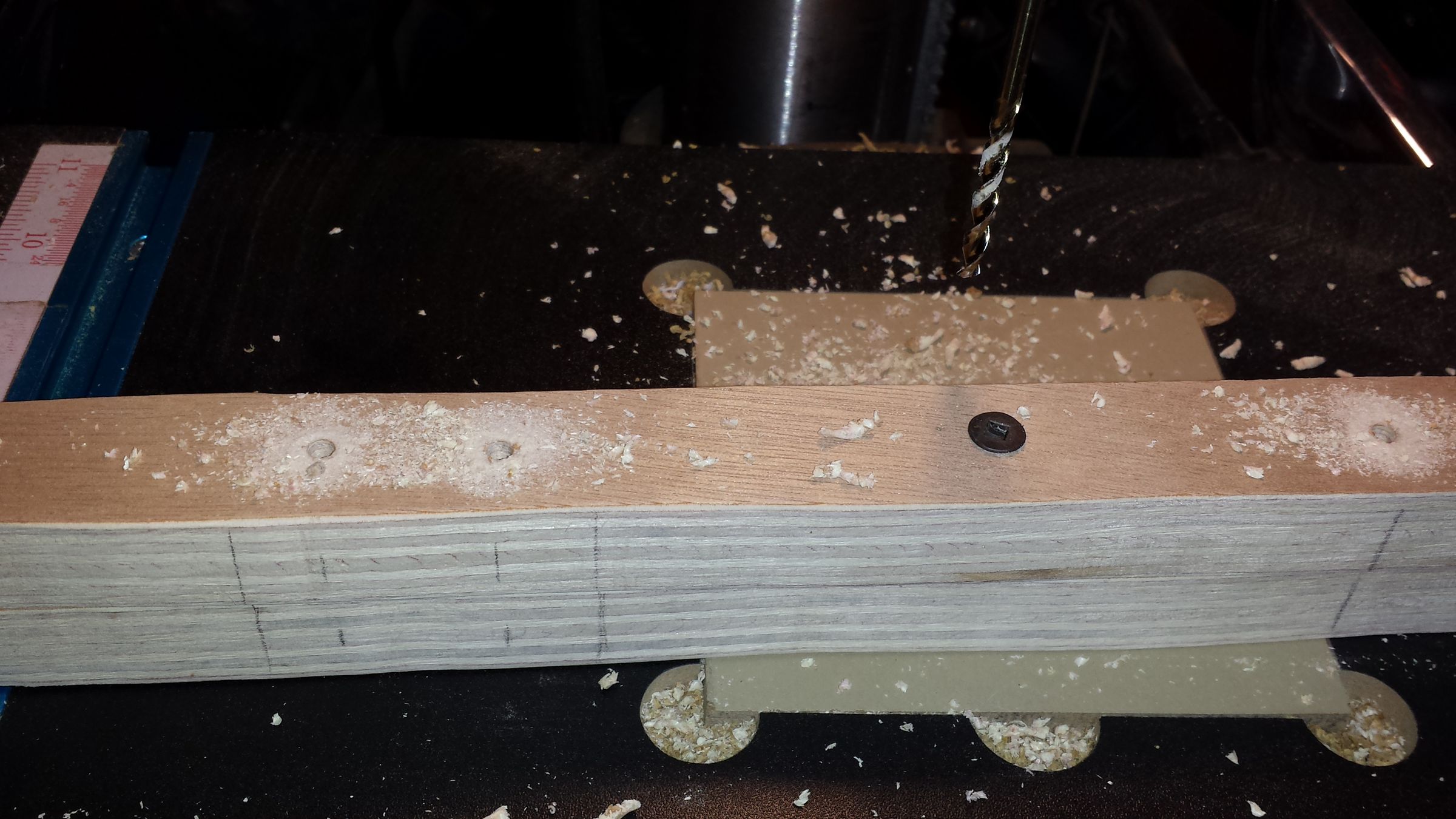 Bony Bungee Cord Organizer 5 Steps Instructables