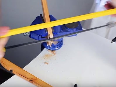 To Do a Semi-automatic Rubber Band Gun With a LASER SIGHT You Need!!!
