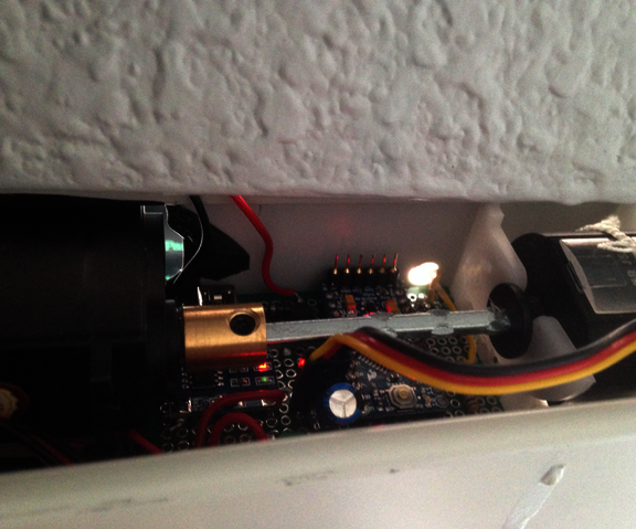 Automated Solar Powered Horizontal Blind Controller