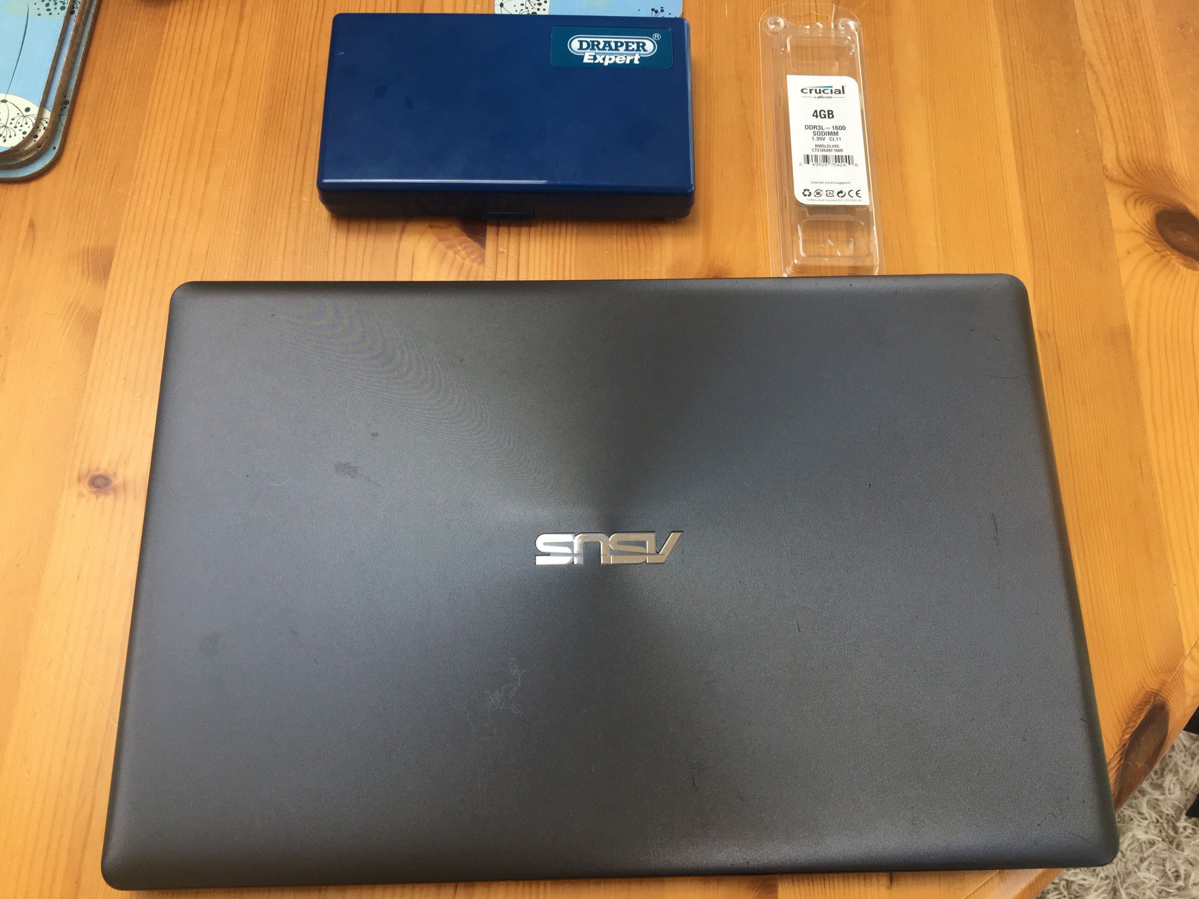 Upgrading Asus X550C and CA Series Laptop RAM 7 Steps Instructables