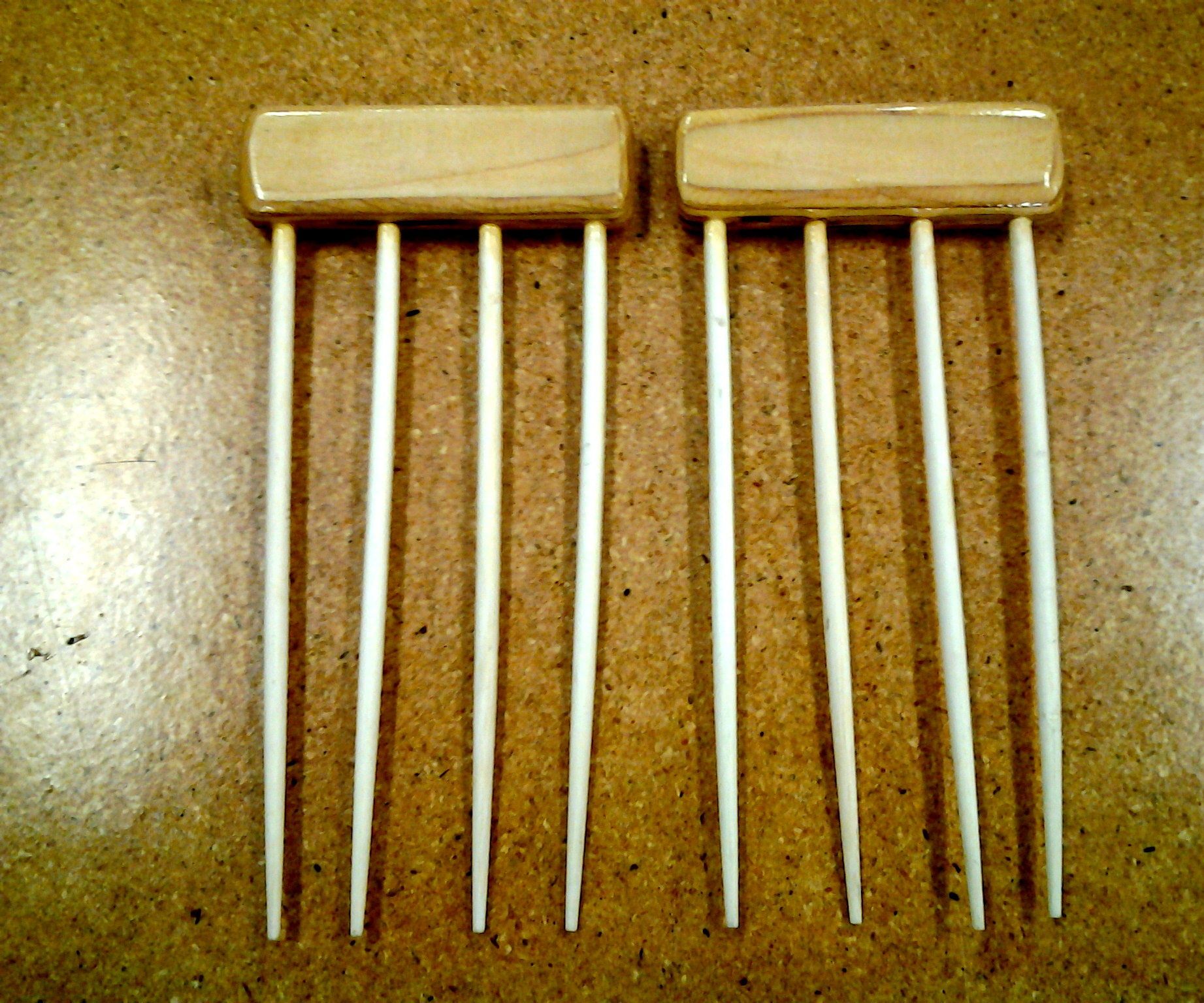 Stylish Homemade Salad Tongs/Tossers