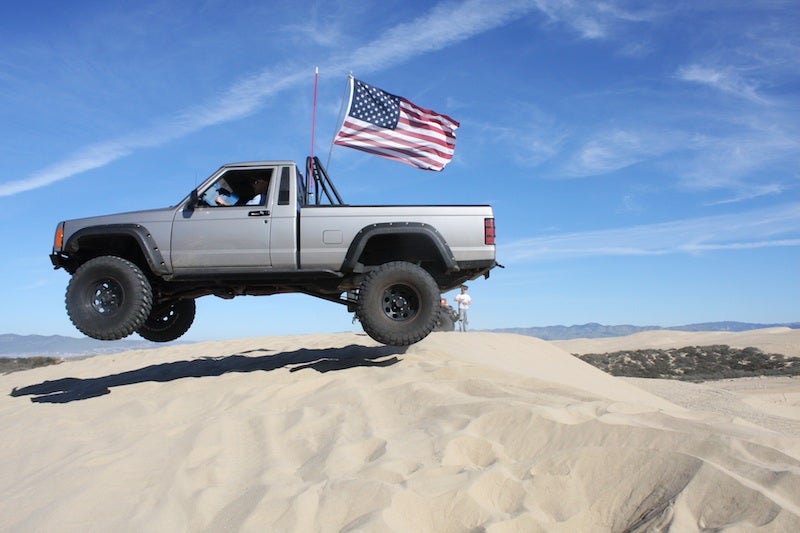 Replacing the Front Inner Axle Seals on a '99 XJ Dana 30 Axle. I Made