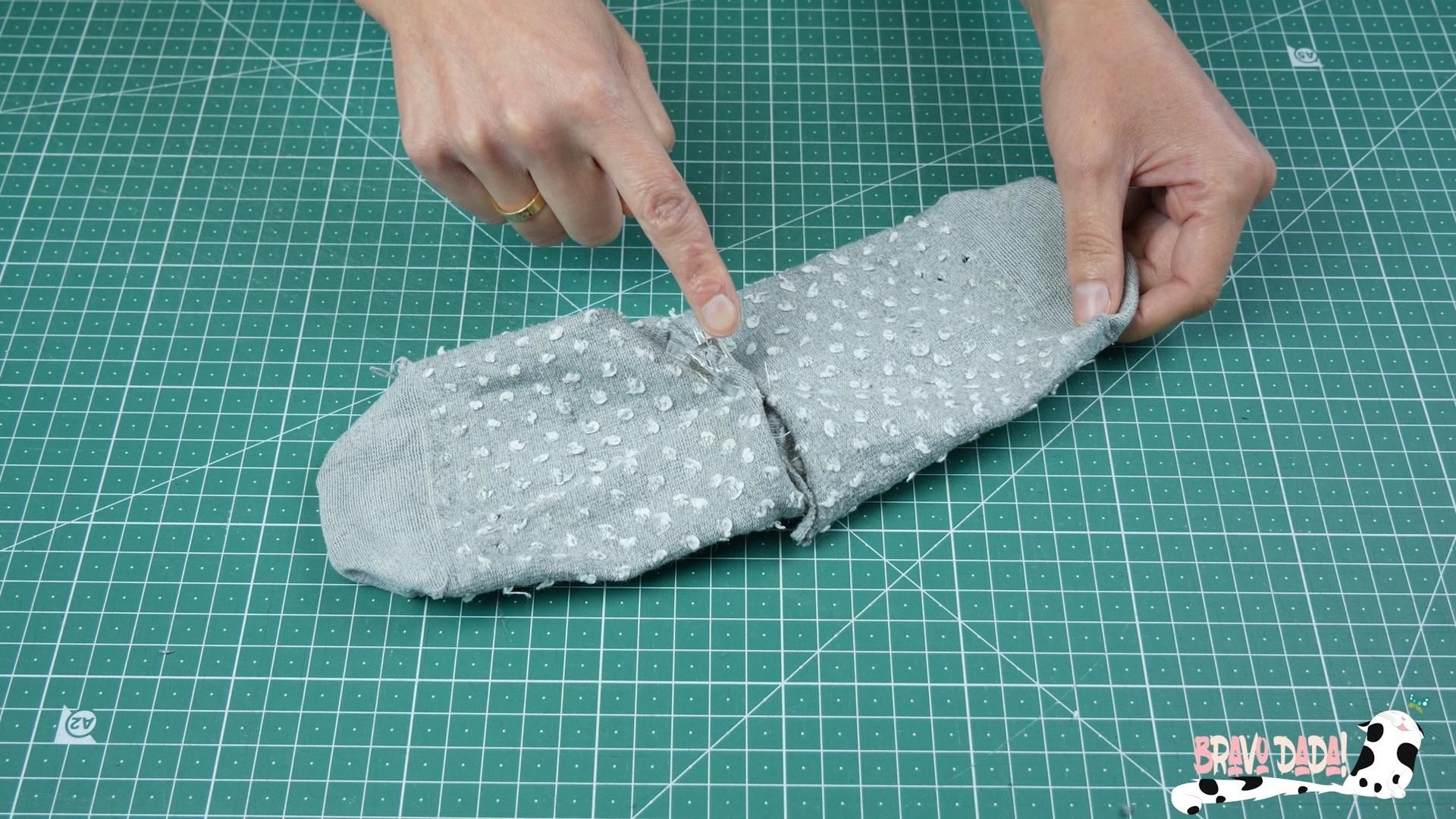 DIY How to Make a Cat Toy Out of Old Socks Old Clothes Reuse Ideas