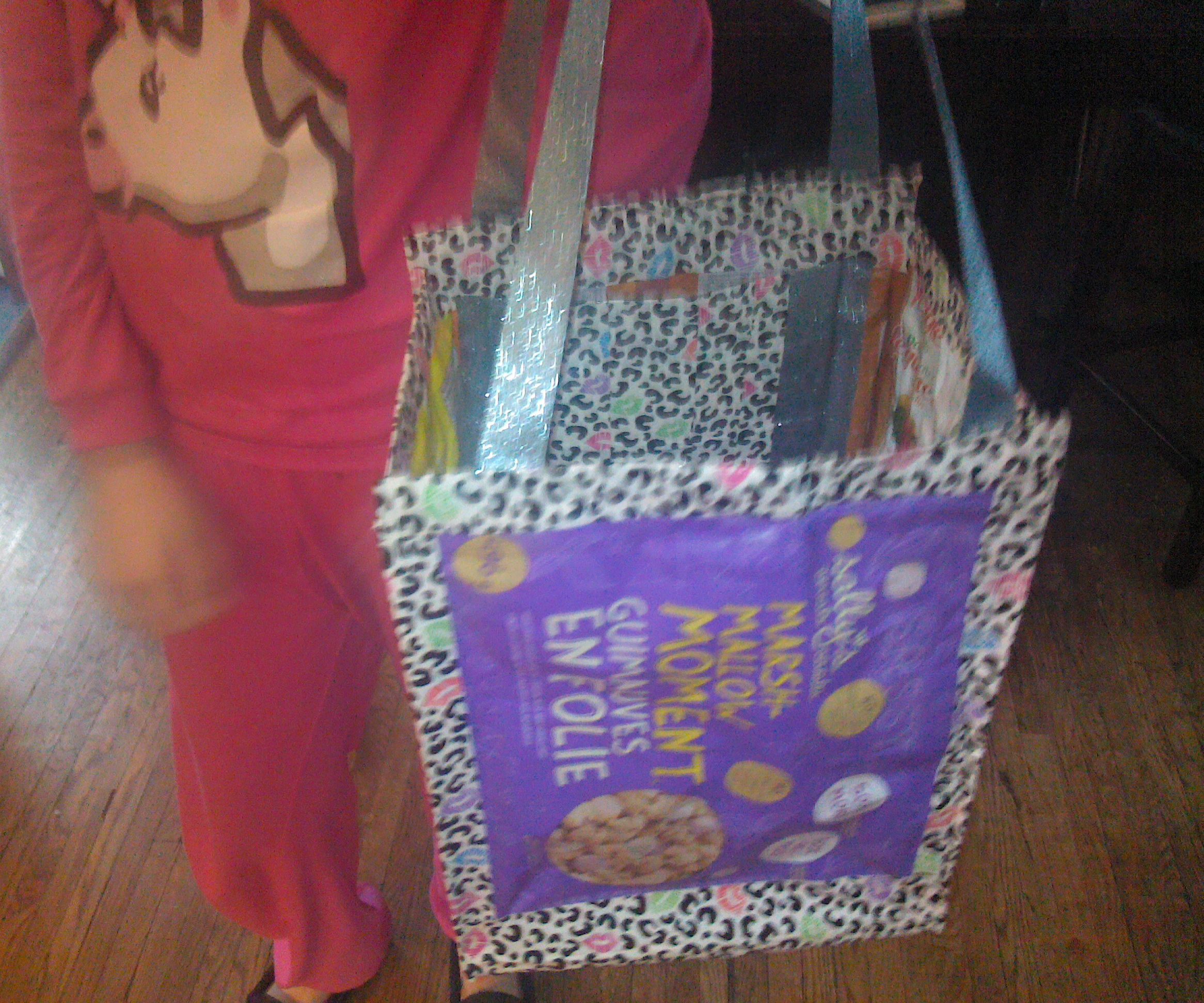 DIY Duct Tape Shopping Bag