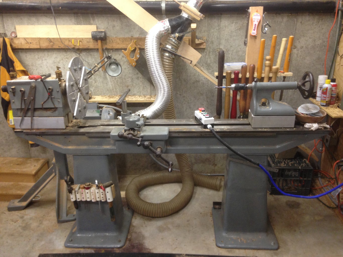 What’s Old Is New - Fixing an Old Wood Lathe With a Variable