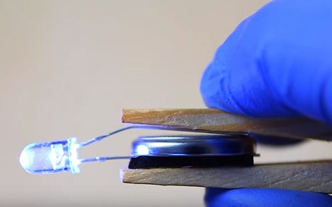 How to Make a Simple LED Torch : 4 Steps (with Pictures) - Instructables