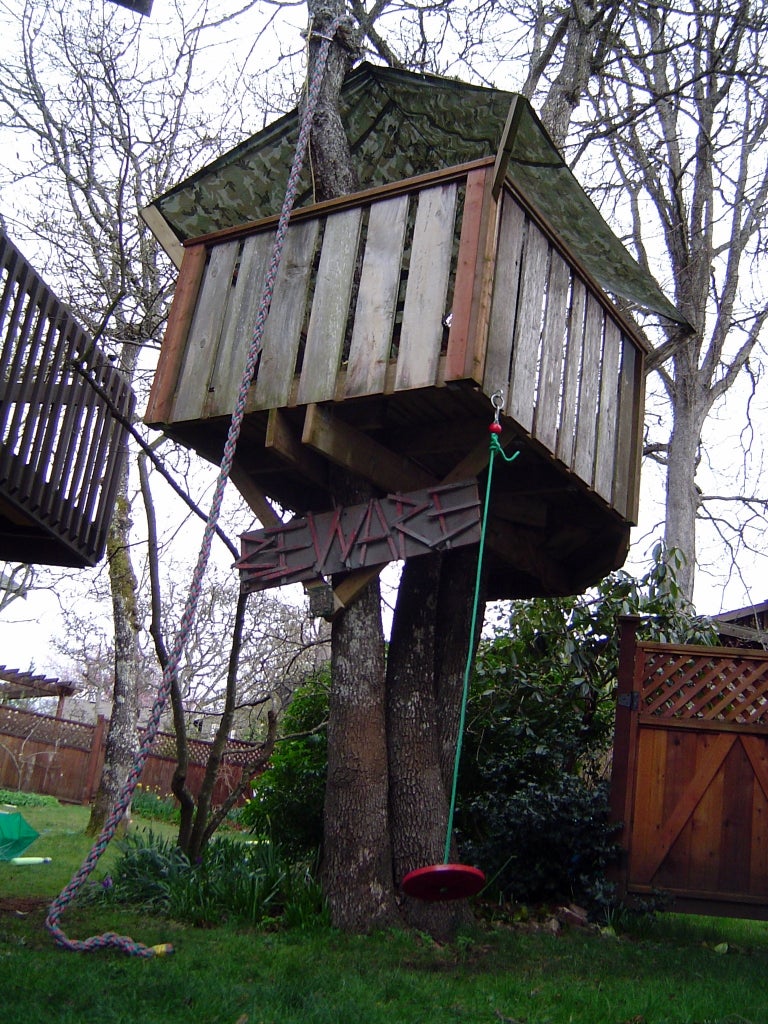 How to Build a Treehouse : 17 Steps (with Pictures) - Instructables