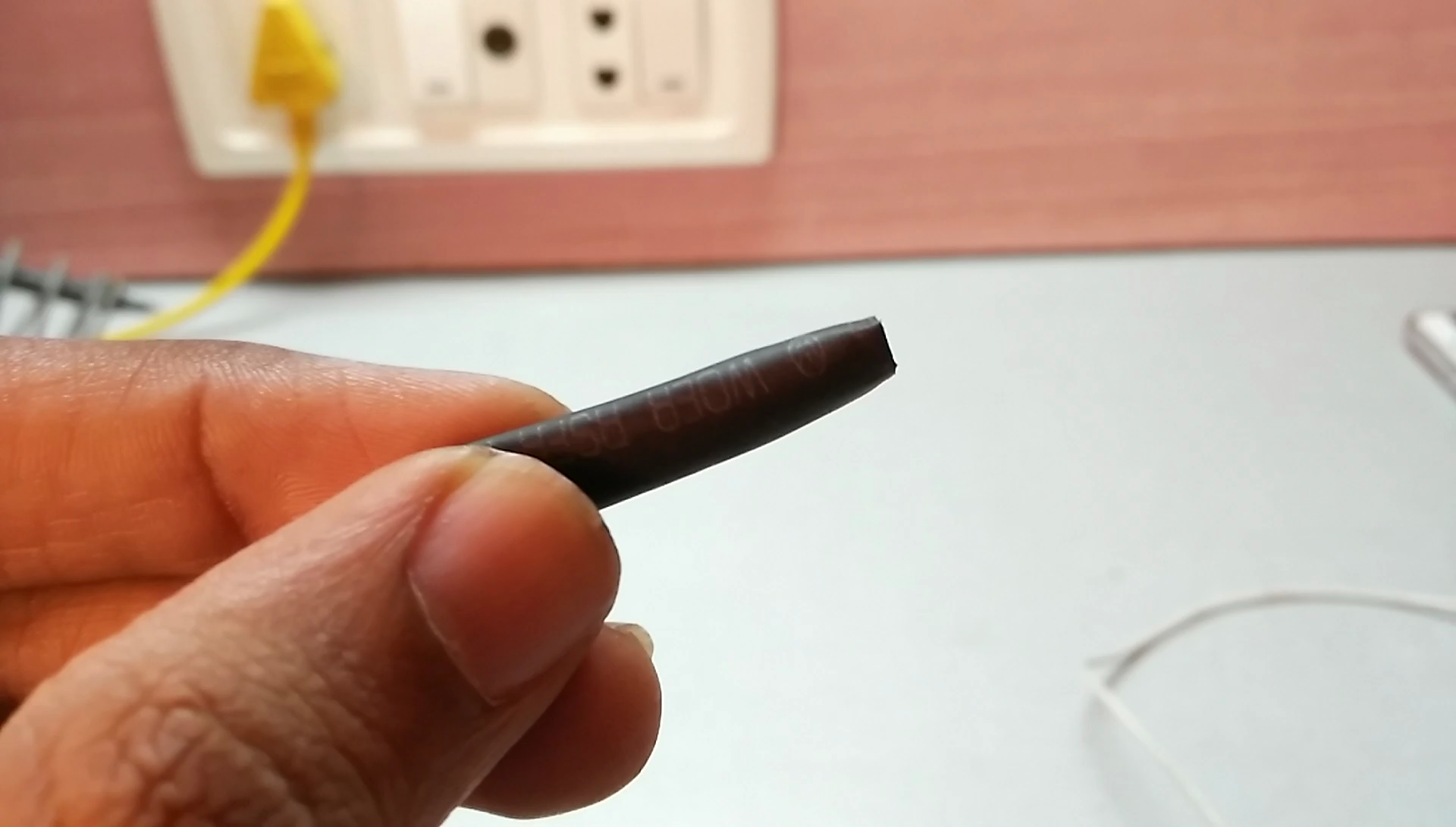 How to Fix Broken Headphone Jack ! : 8 Steps (with Pictures